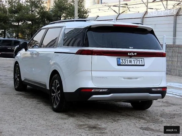 Kia Carnival 3