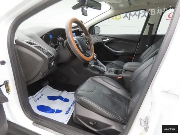 Ford Focus 5