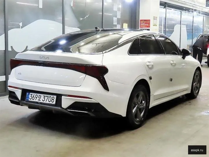Kia K5 4