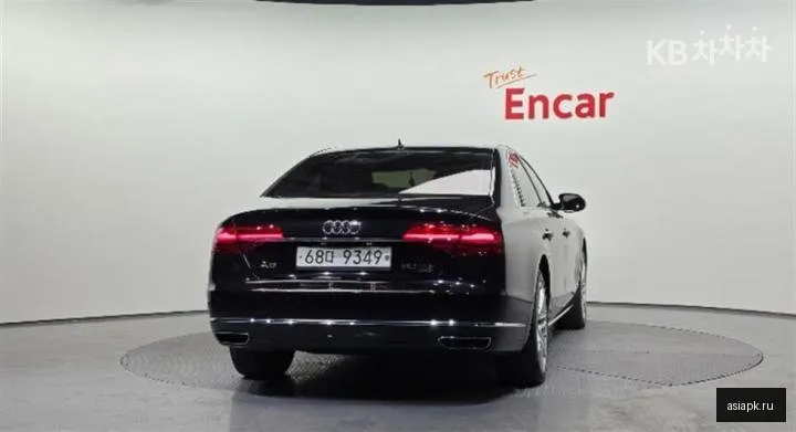 Audi A8 4