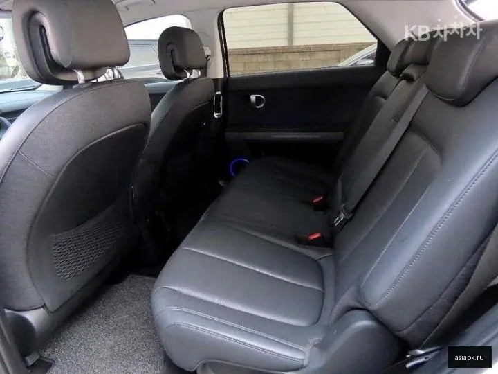 Hyundai Ioniq 5 6