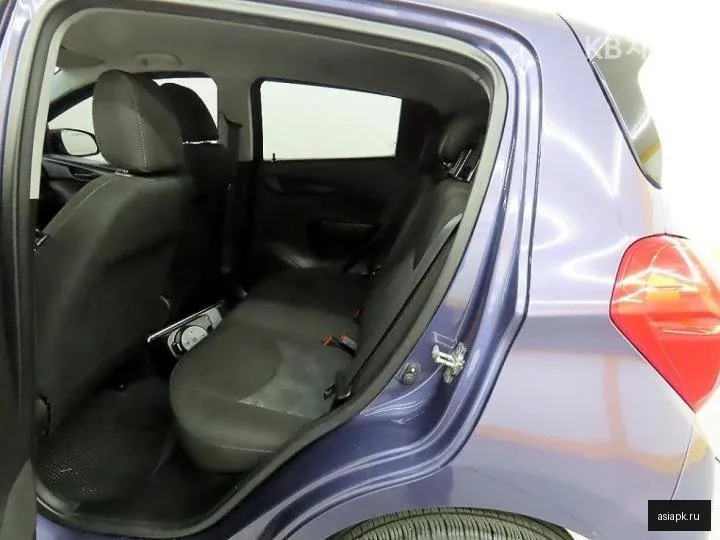 Chevrolet Spark 6