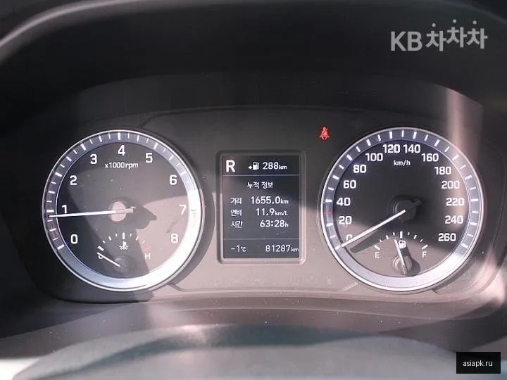 Hyundai Sonata 5