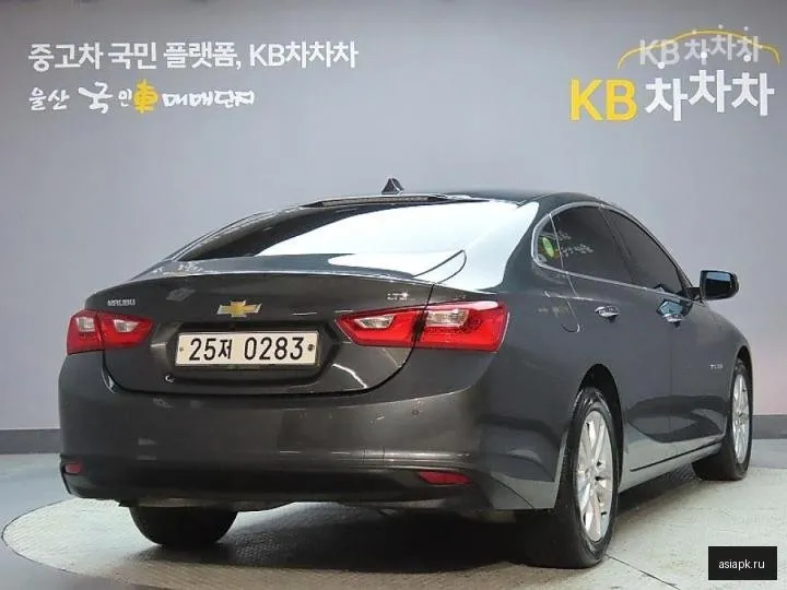 Chevrolet Malibu 2