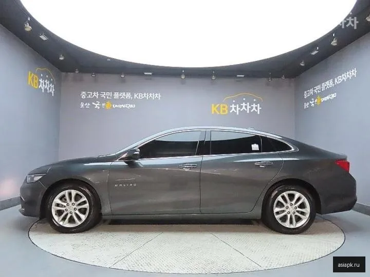 Chevrolet Malibu 5