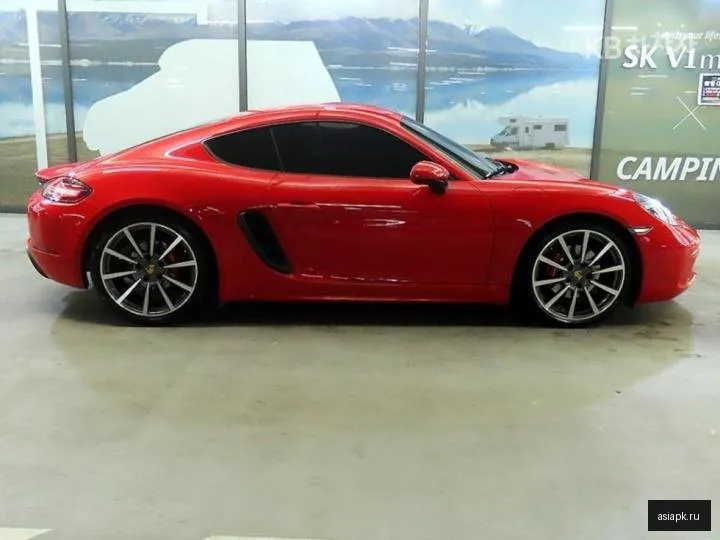Porsche Cayman 3