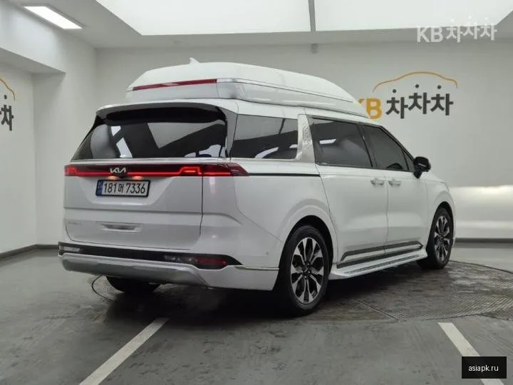 Kia Carnival 4
