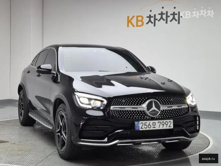 Mercedes-Benz GLC-Class 4