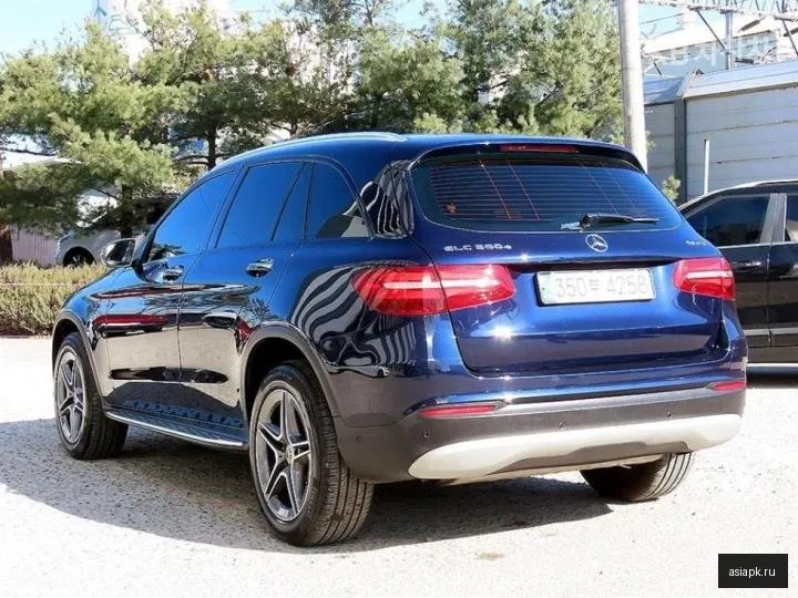 Mercedes-Benz GLC-Class 3