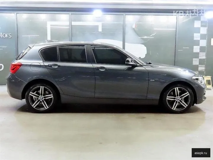 BMW 1-Series 3