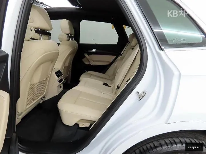 Audi Q5 5
