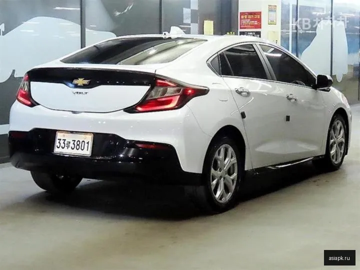 Chevrolet Volt 4