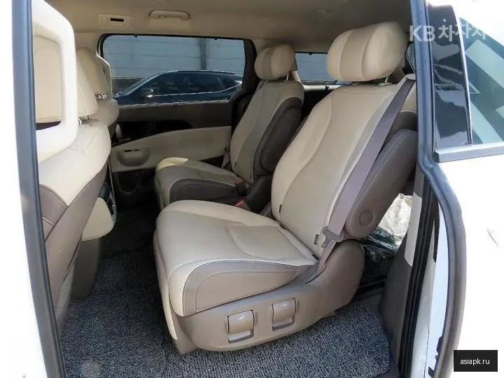 Kia Carnival 6