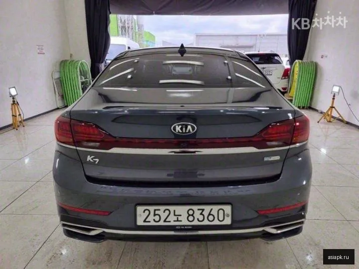 Kia K7 4