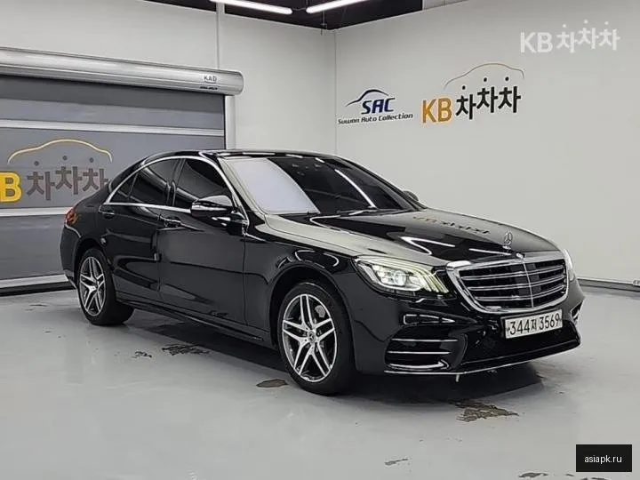 Mercedes-Benz S-Class 4