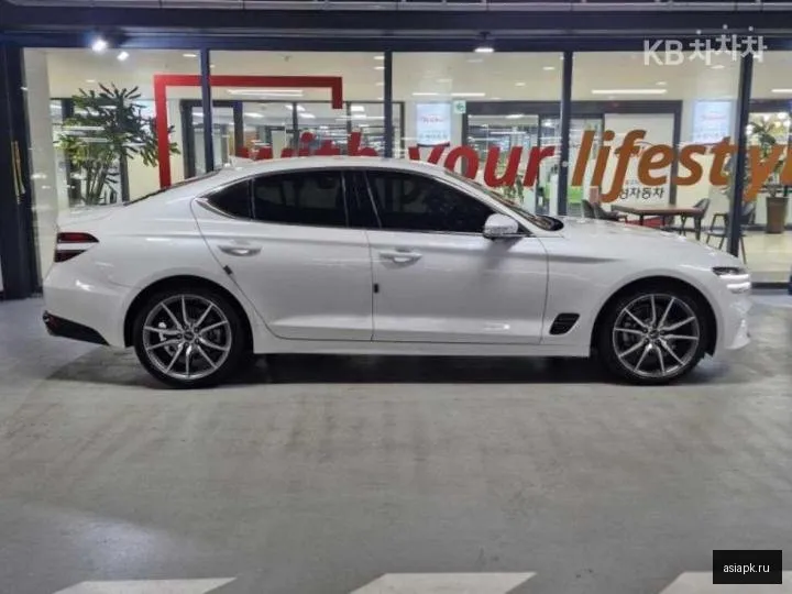 Genesis G70 3