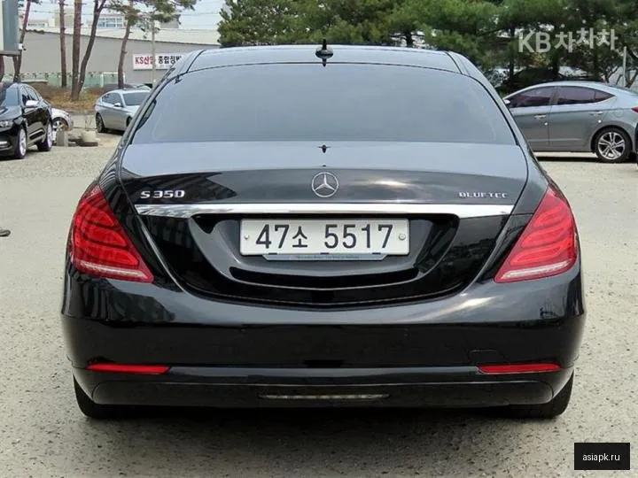 Mercedes-Benz S-Class 2