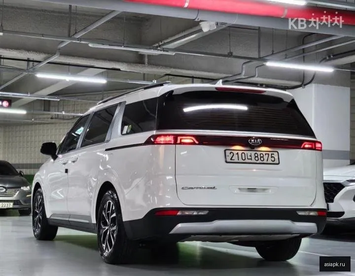 Kia Carnival 3