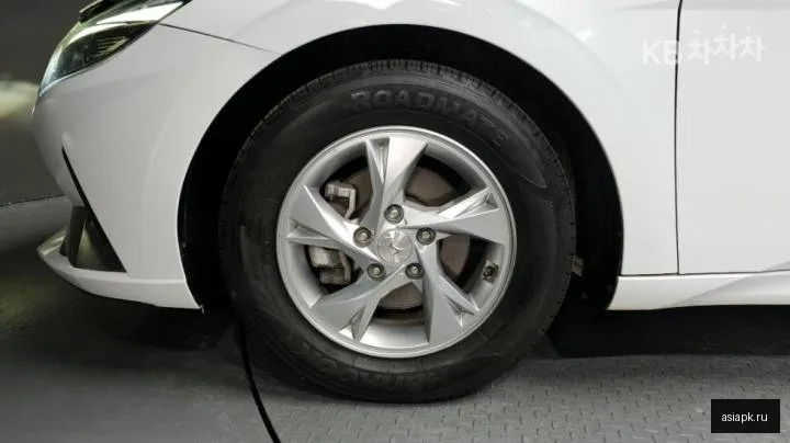 Hyundai Avante 5
