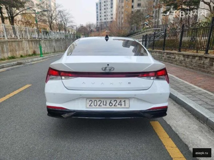 Hyundai Avante 3