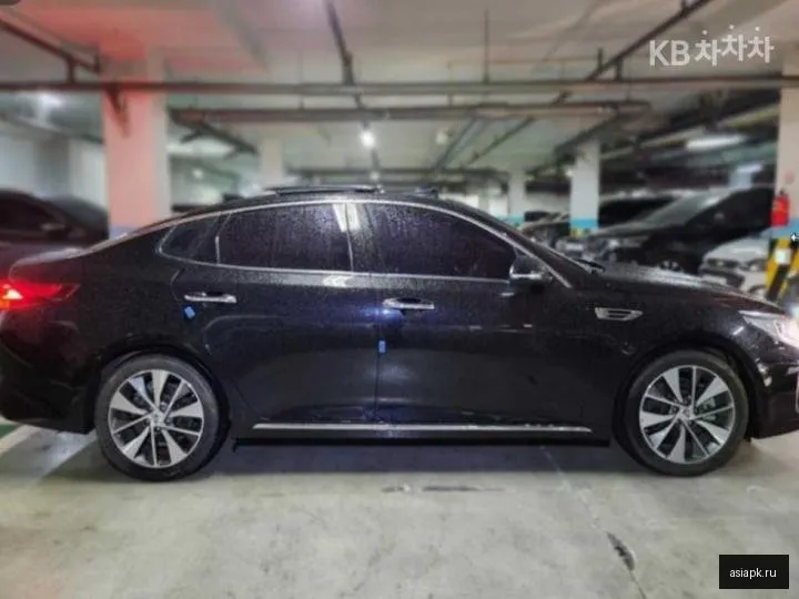 Kia K5 5