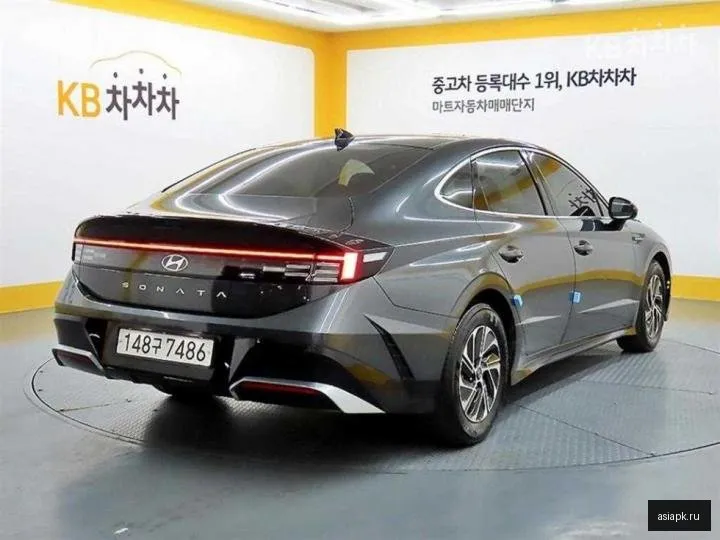 Hyundai Sonata 4