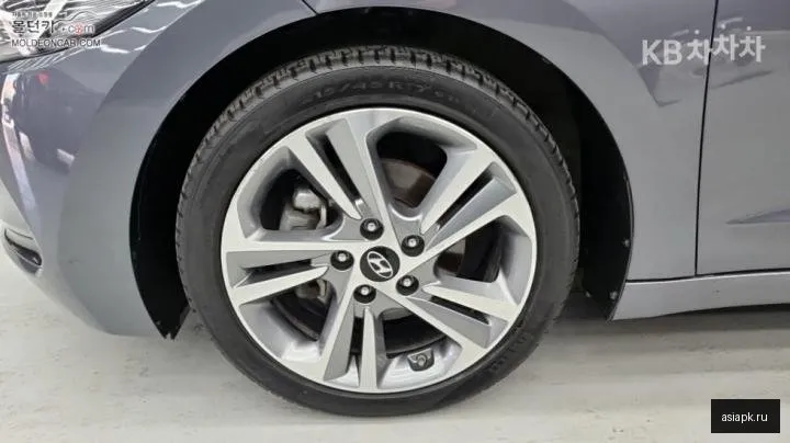 Hyundai Avante 6