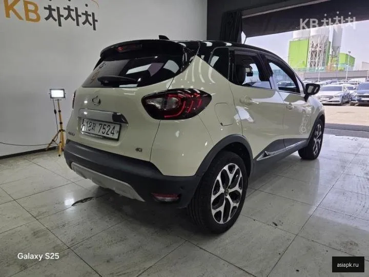 Renault Captur 5