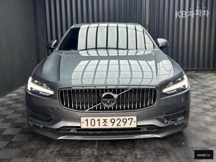Volvo S90