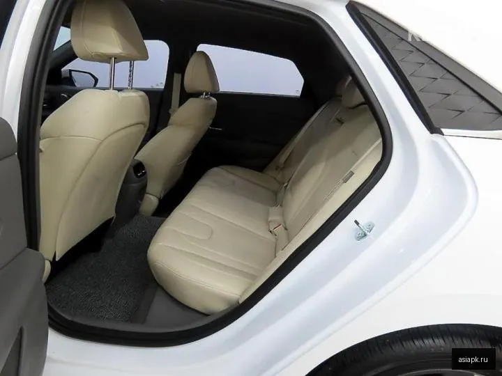 Hyundai Avante 6