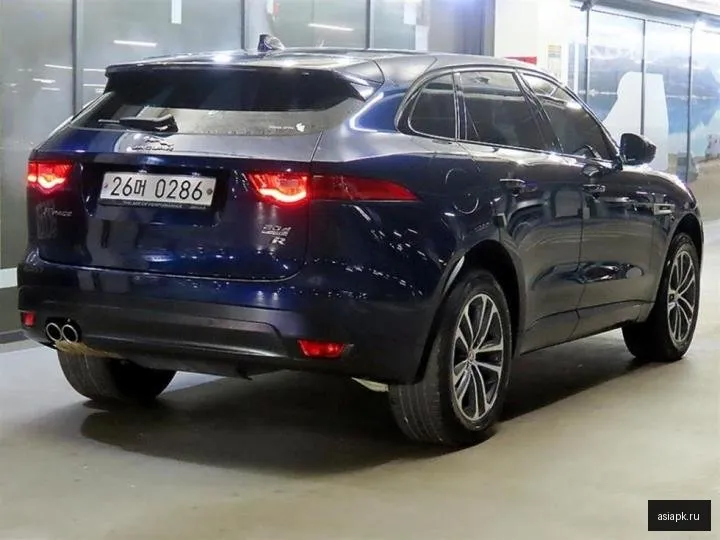 Jaguar F-Pace 4