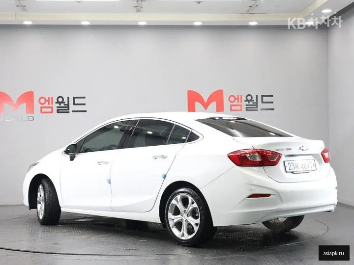 Chevrolet Cruze 4