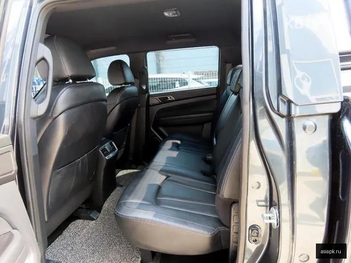 SsangYong Rexton 6
