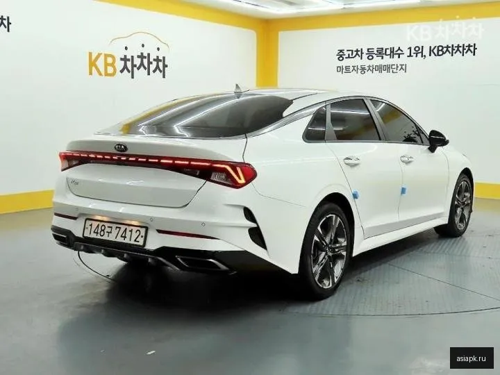 Kia K5 4