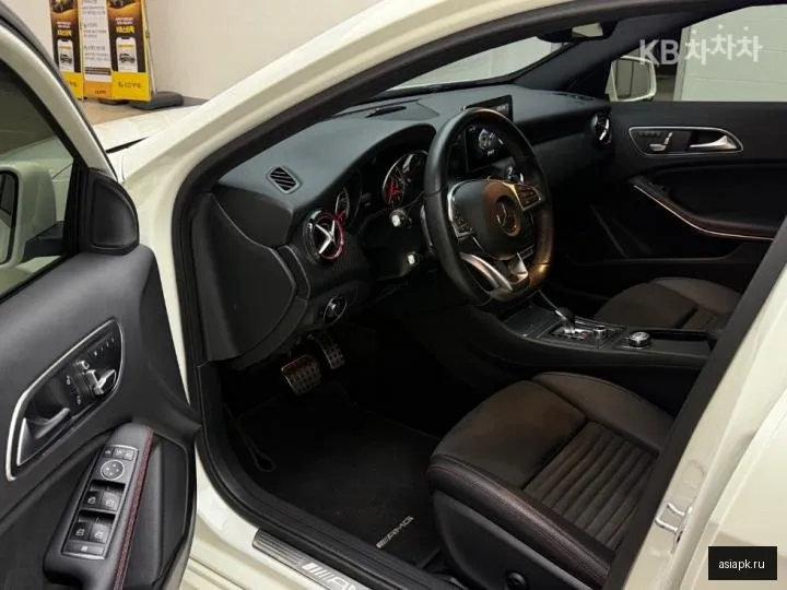 Mercedes-Benz A-Class 5