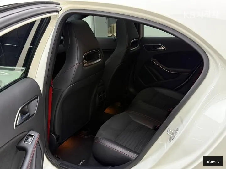 Mercedes-Benz A-Class 6