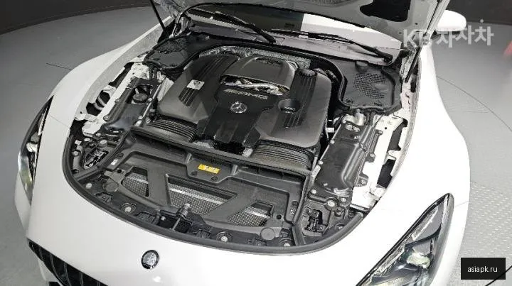 Mercedes-Benz AMG GT 6