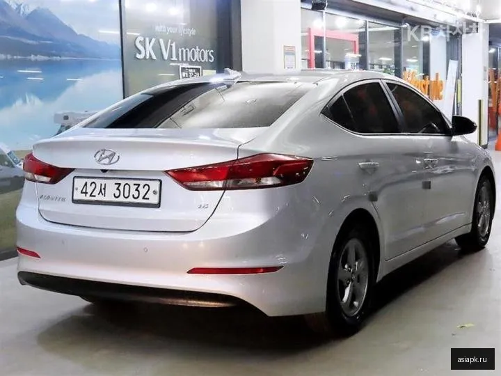 Hyundai Avante 4