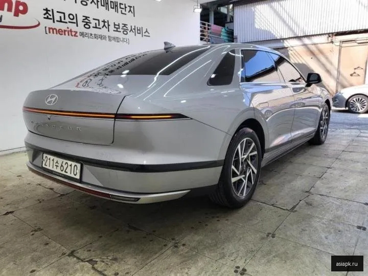 Hyundai Grandeur 6