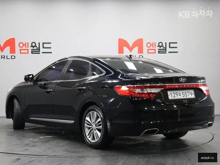 Hyundai Grandeur 4