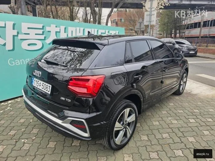 Audi Q2 4