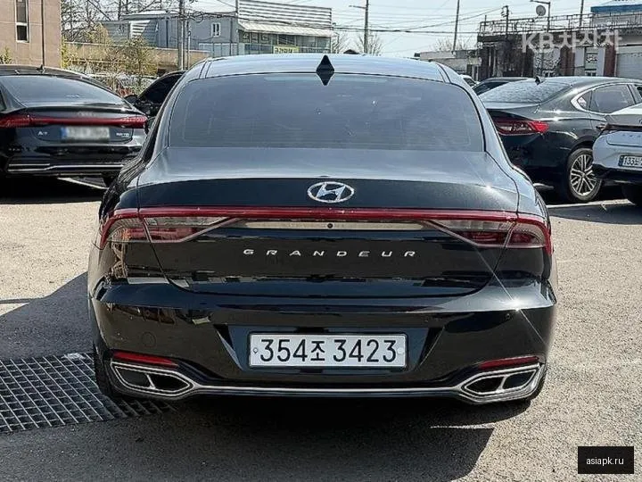 Hyundai Grandeur 3