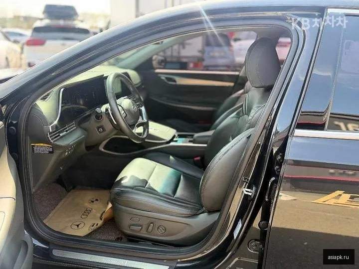Hyundai Grandeur 6