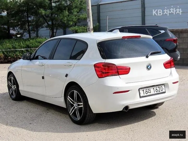 BMW 1-Series 2