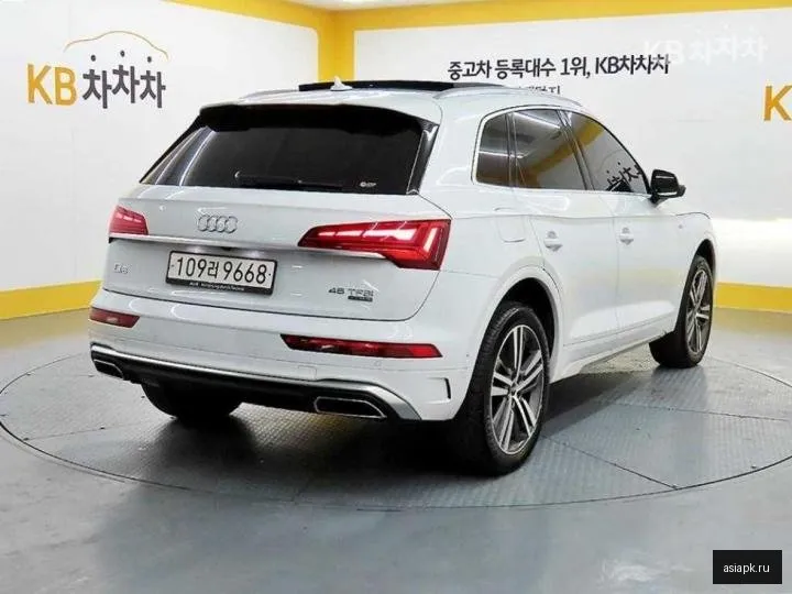 Audi Q5 4