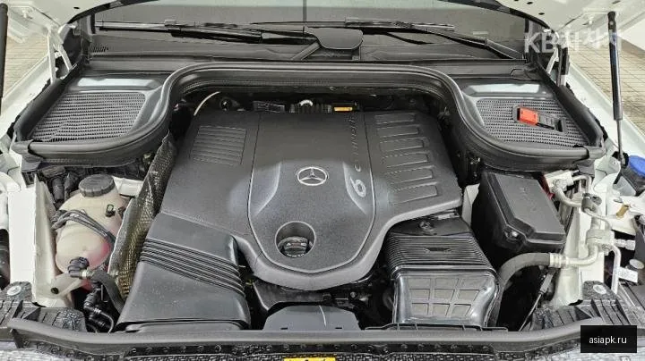 Mercedes-Benz GLE-Class 6