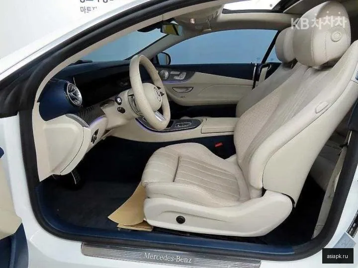 Mercedes-Benz E-Class 5