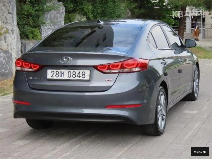 Hyundai Avante 3