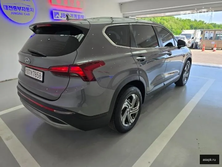 Hyundai Santa Fe 4