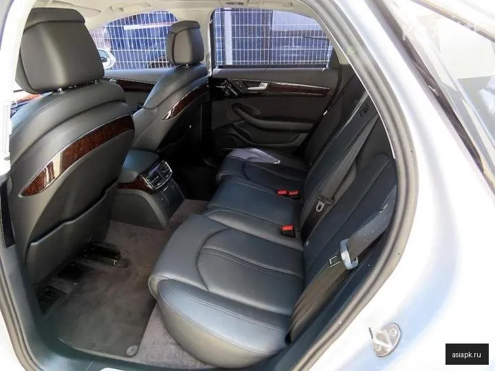 Audi A8 6